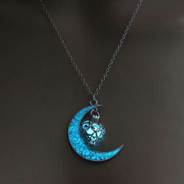 Glow In the Dark Crescent Moon Heart Pendant Necklace-Your Soul Place