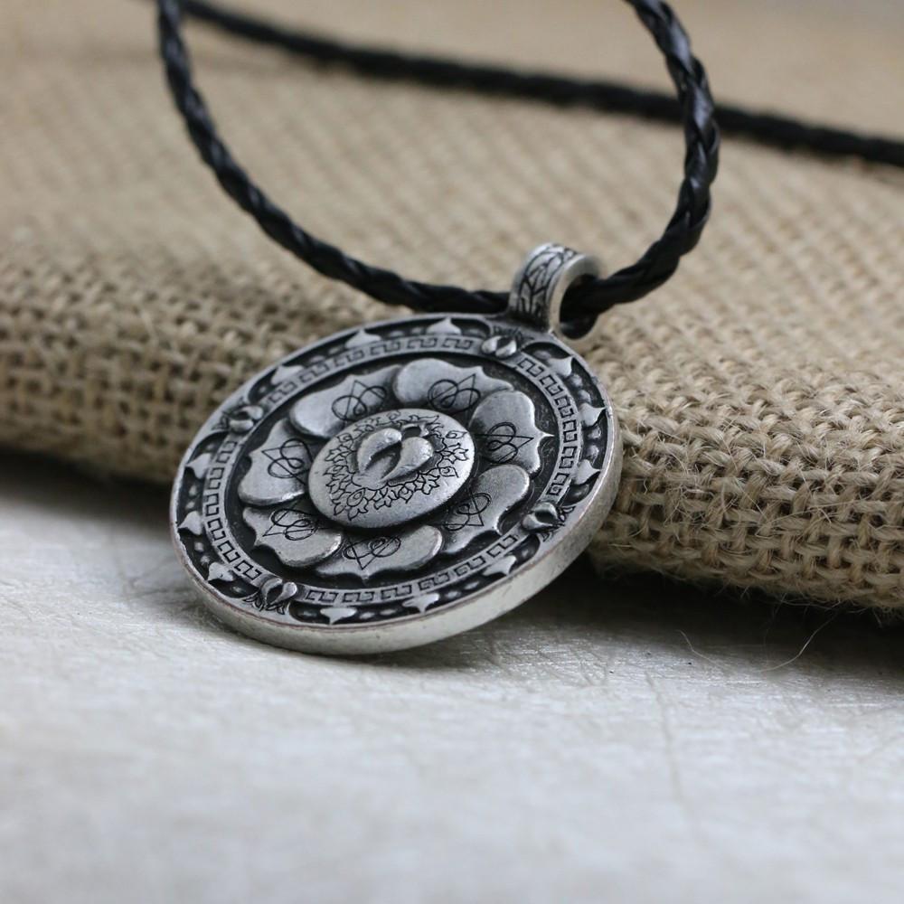 Tibet Spiritual Mandala Pendant Necklace