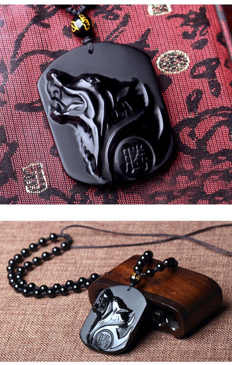 Trendy Natural Obsidian Carved Wolf Head Amulet pendant