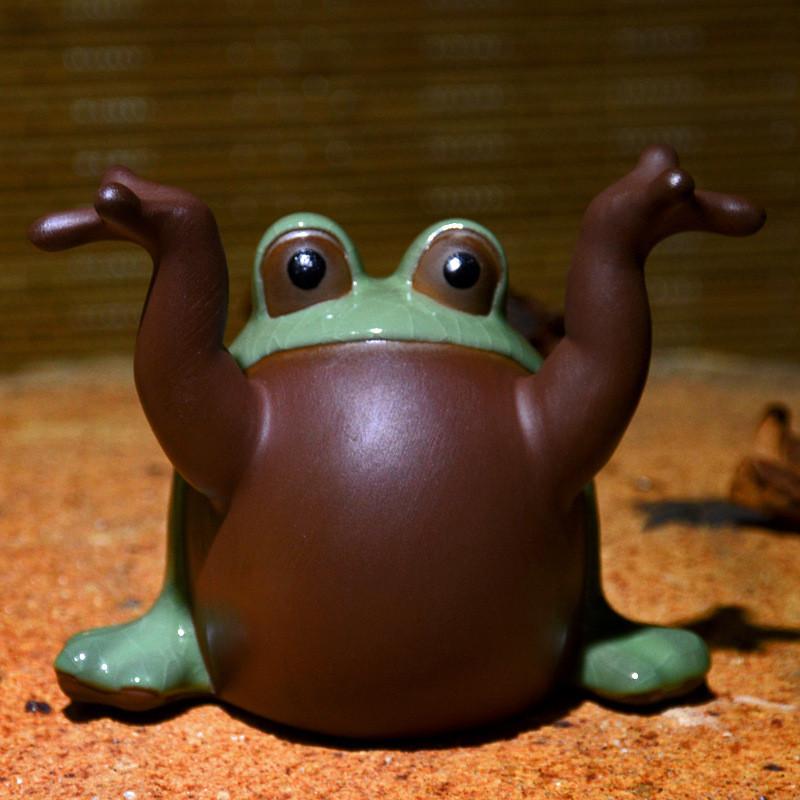 HandMade Cute Wee Lucky Frog Tea Pet Figurine-2 Styles