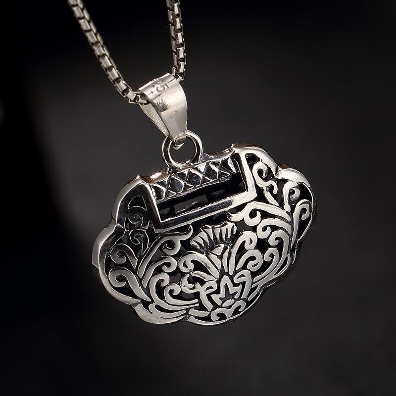 Ethnic Thai Silver Ruyi Soot Lock Necklace