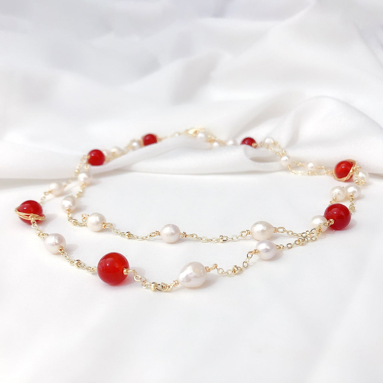 Red Agate Pearl Sweater Chain