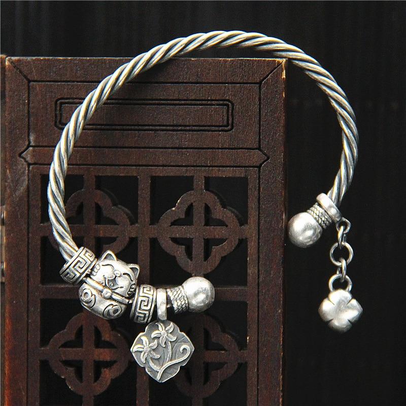 Ethnic Thai Silver Adorable Maneki Neko 'Beckoning Cat' Twisted Bangle