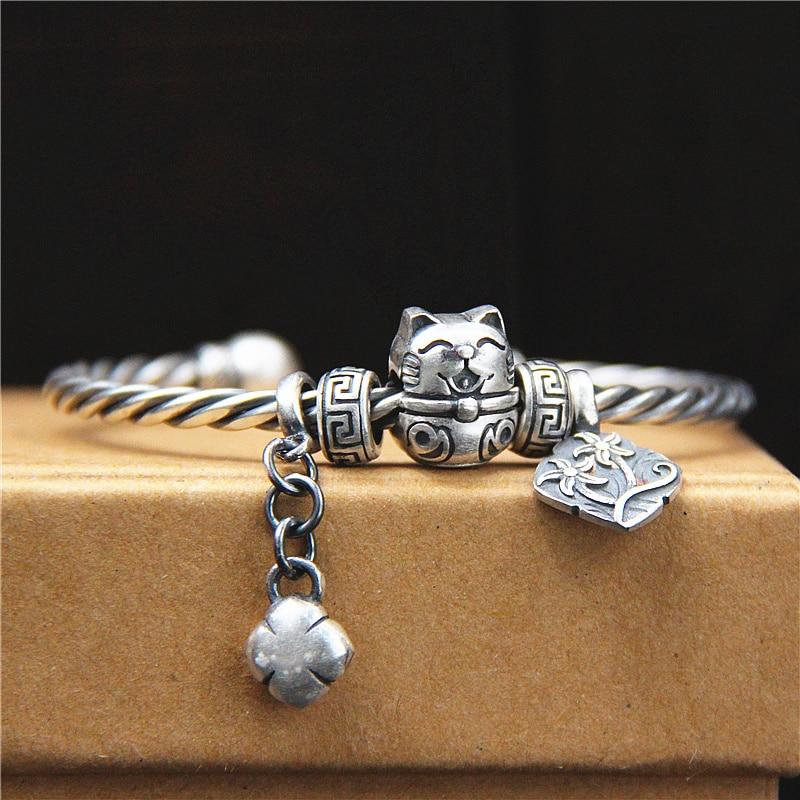 Ethnic Thai Silver Adorable Maneki Neko 'Beckoning Cat' Twisted Bangle