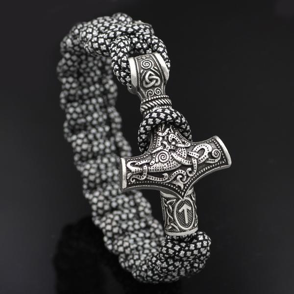Mjolnir & Rune Amulet STRENGTH-giving Paracord Bracelet