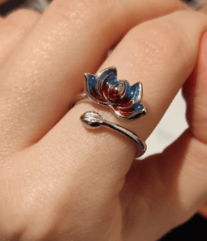 THAI SILVER Dual Colored 'PROSPERITY' Lotus Ring