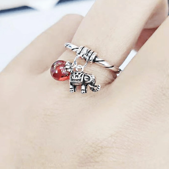 THAI SILVER Elephant & Natural Red Agate 'RELY ON ME'  Ring