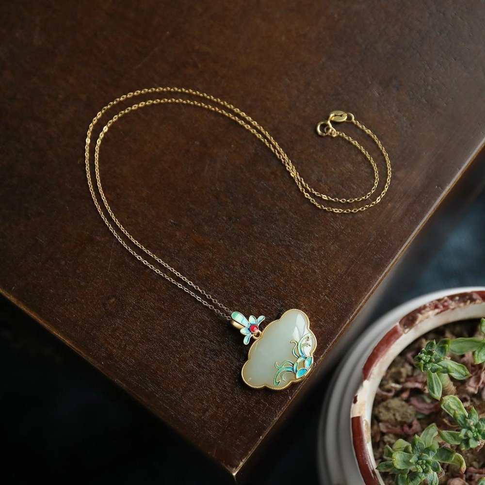 Ruyi Scepter Jade Necklace