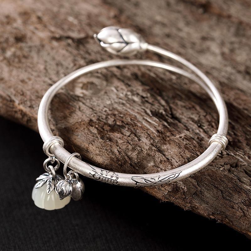 THAI SILVER Chalcedony Lotus Blossom Bangle