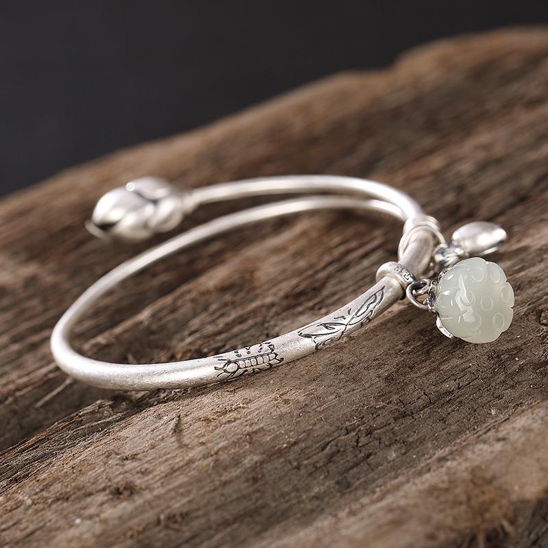 THAI SILVER Chalcedony Lotus Blossom Bangle