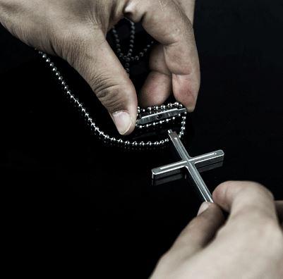 Stainless Steel Tactical/Self Defense CROSS Necklace