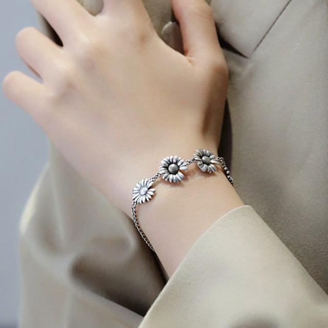 THAI SILVER Daisy 'BLOOMING ' Bracelet