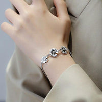 Thumbnail for THAI SILVER Daisy 'BLOOMING ' Bracelet