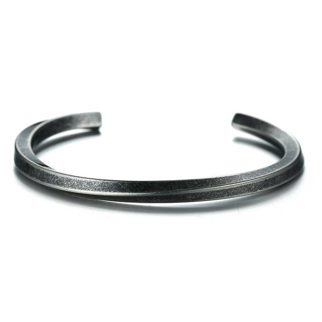 Men's Stainless Steel TWISTED Modern Style Bangle