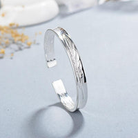 Thumbnail for THAI SILVER Feather 'PROSPERITY' Bangle