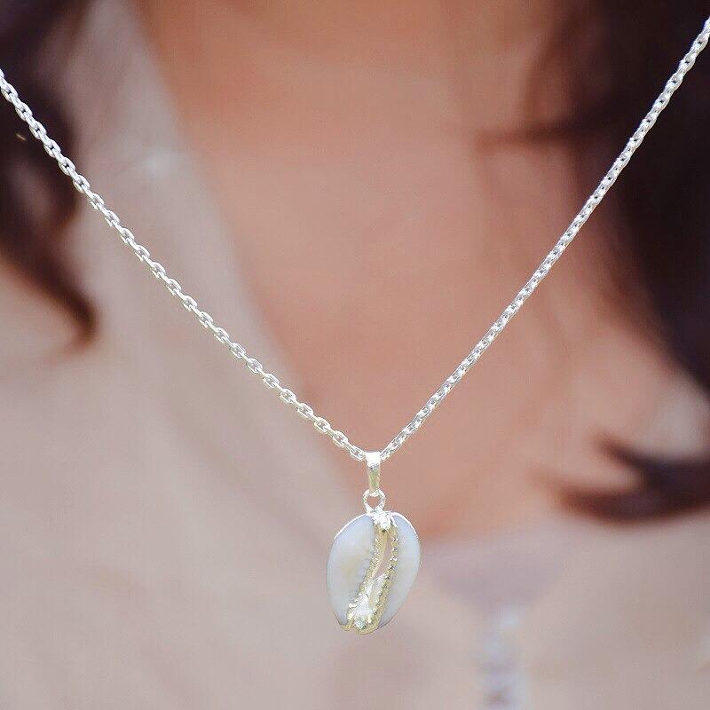 The Harmony Natural Shell Pendant Necklace-Your Soul Place
