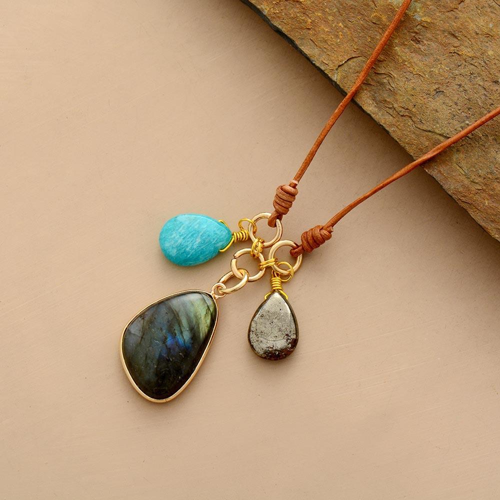 The Soul Trinity Crystal Necklace-Your Soul Place