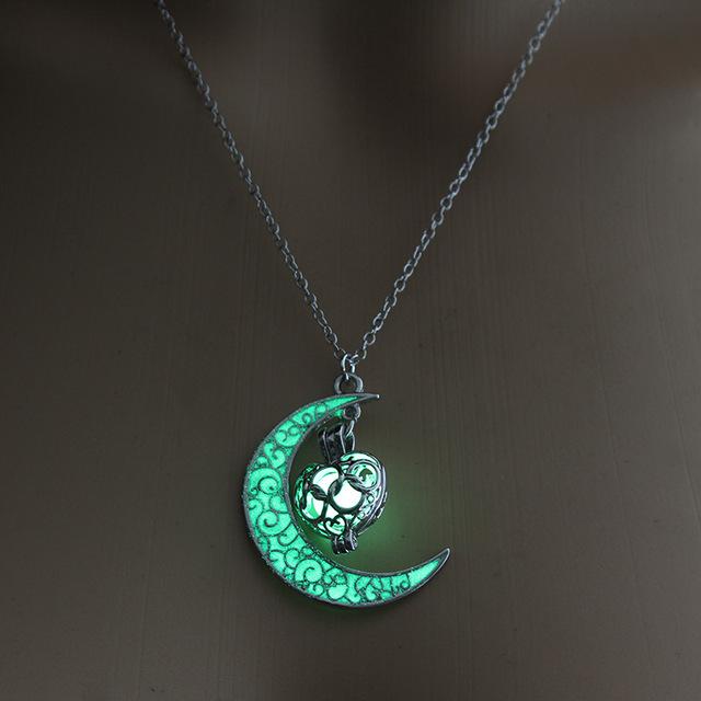 Glow In the Dark Crescent Moon Heart Pendant Necklace-Your Soul Place